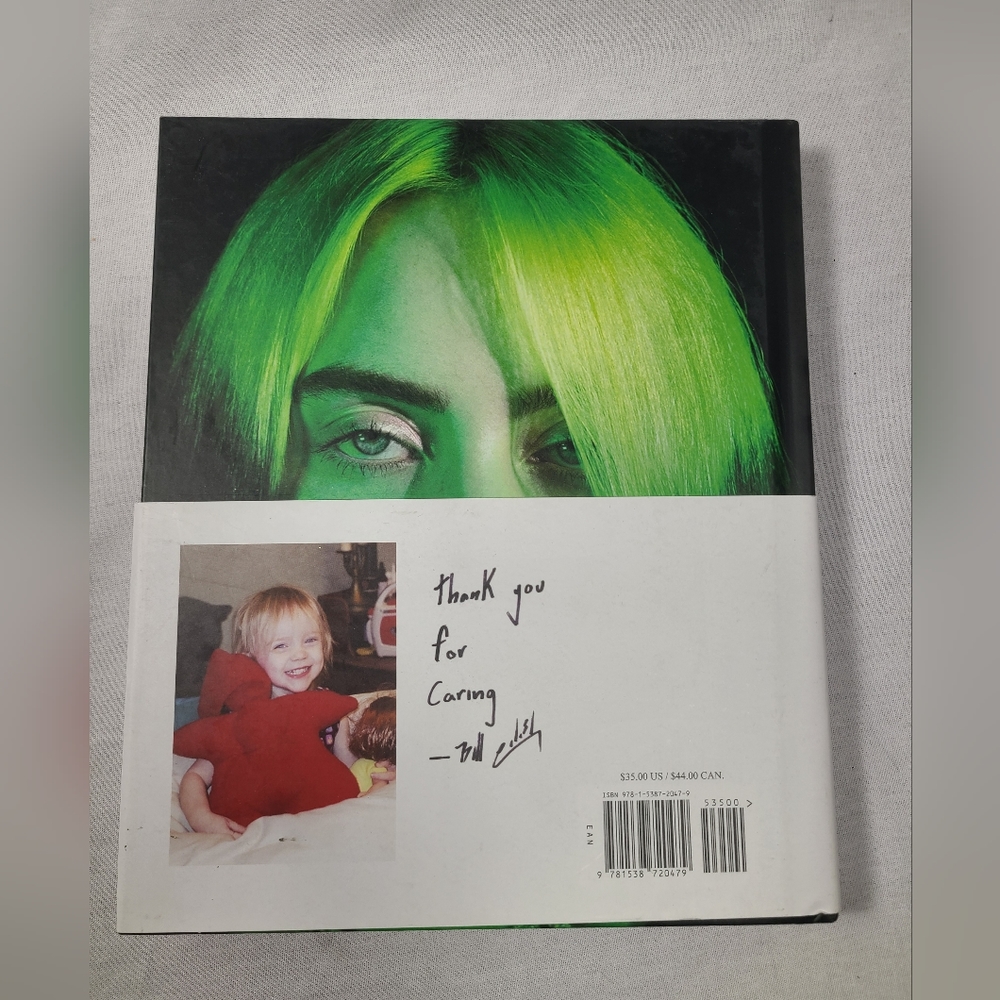 Billie Eilish hardcover book- New - Picture 5 of 7